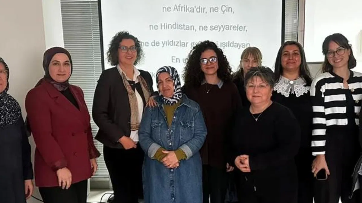 Kocaeli İzmit’te Engelsiz Ebeveyn Akademisi tüm hızıyla devam ediyor