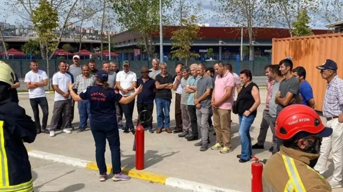 Yahya Kaptan site yönetimine İtfaiyeden eğitim