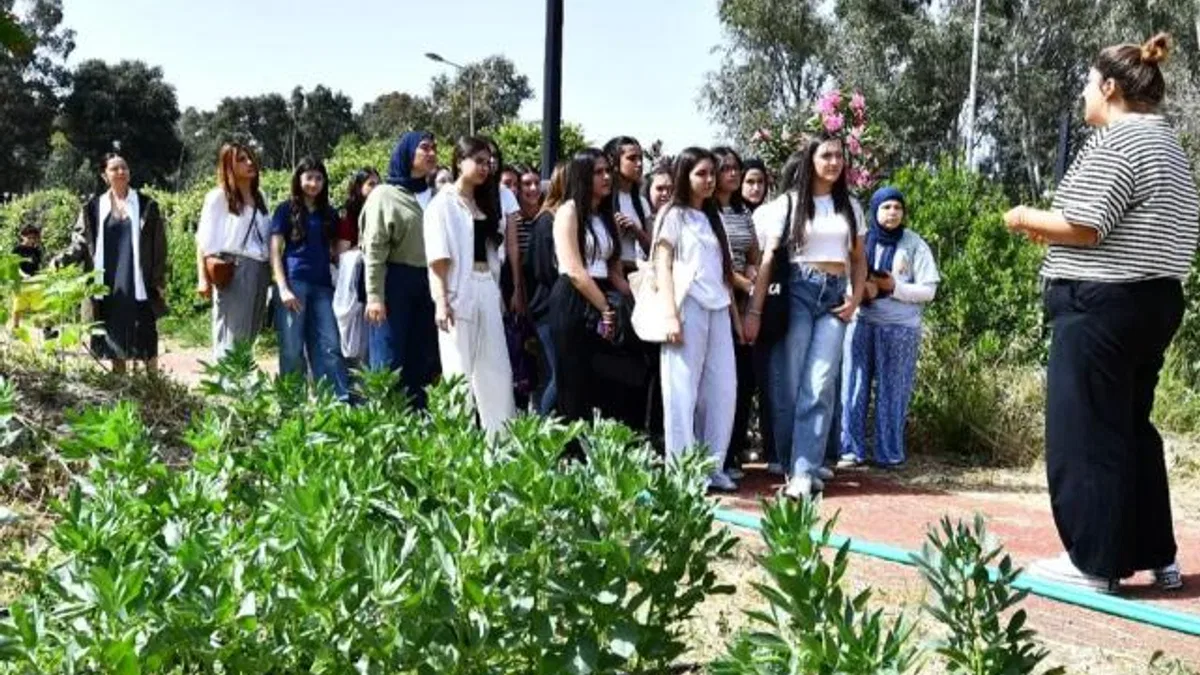 Yeni çiftçiler adım adım İZTAM’da yetişiyor