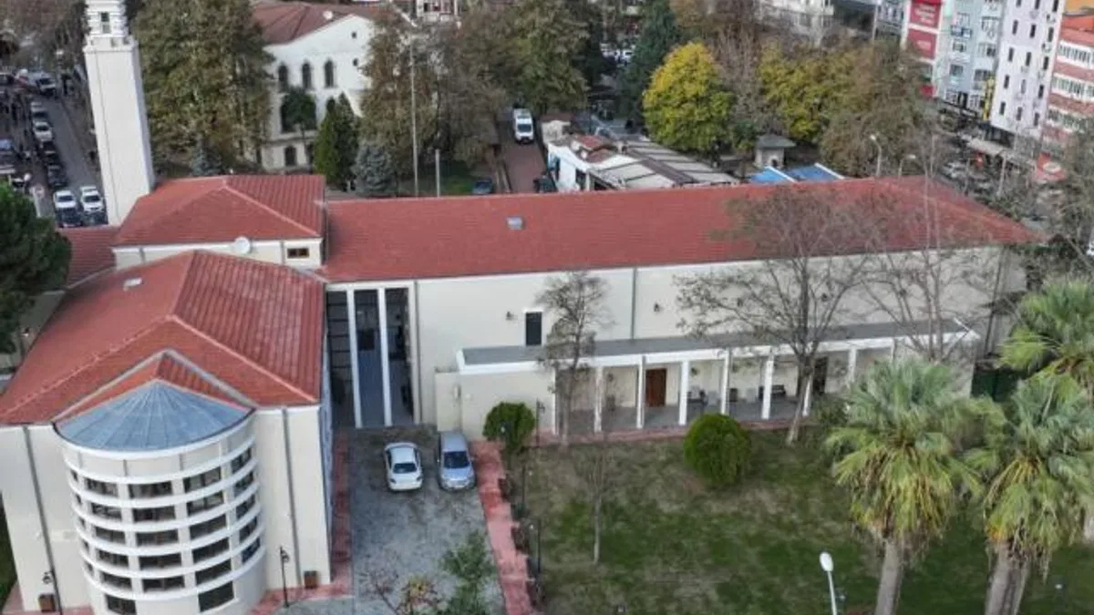 Kocaeli’den Halkevi’ne anlamlı günde anlamlı açılış
