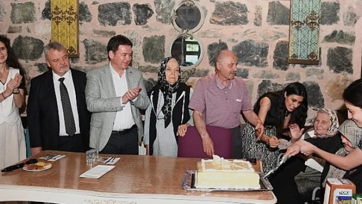 Başkan Aydın, Azheimer hastalarını unutmadı