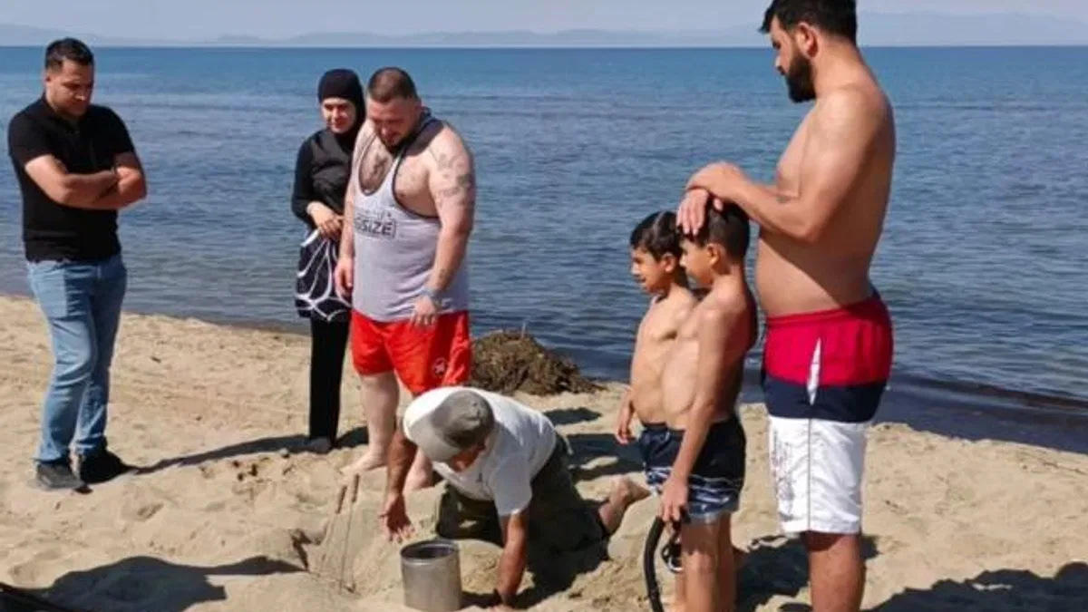 Pamucak Sahili’nde sürpriz misafir