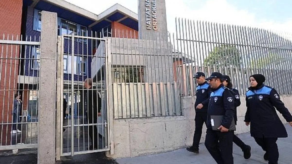 İBB zabıta ekipleri, kantin denetimlerine devam ediyor.