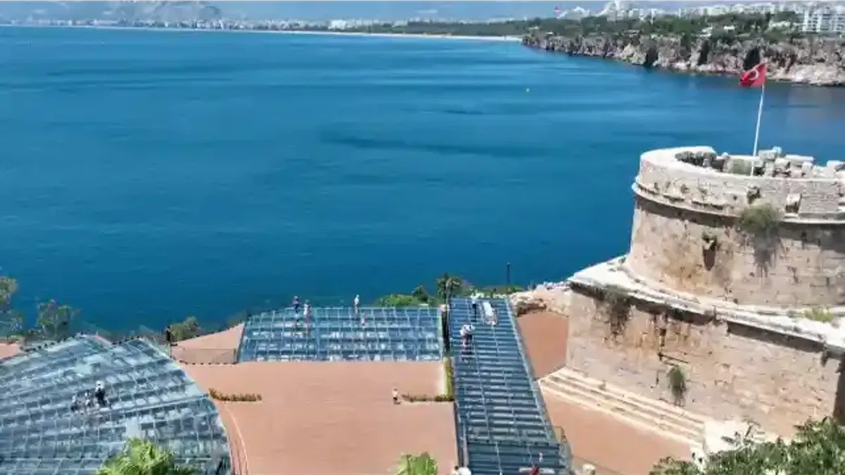 Antalya’da Hıdırlık Kulesi yeniden ziyarete açıldı