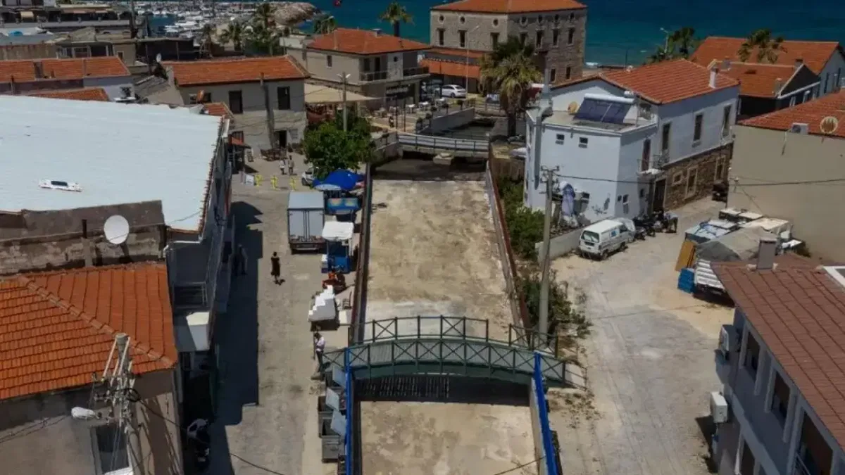 İZSU’dan Yarımada derelerine güvenlik seferberliği… Urla ve Çeşme’de 7 bin 500 ton taş kullanıldı