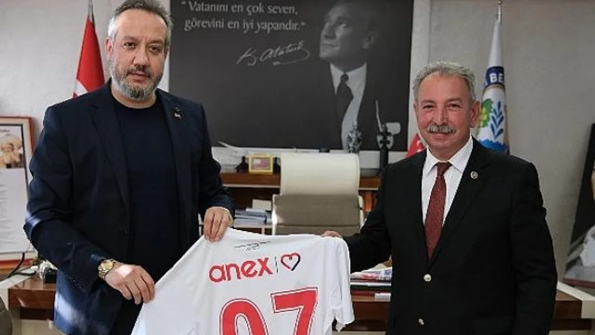 Antalyaspor Başkanı Sinan Boztepe’den Salihli Belediye Başkanı Mazlum Nurlu’ya Ziyaret