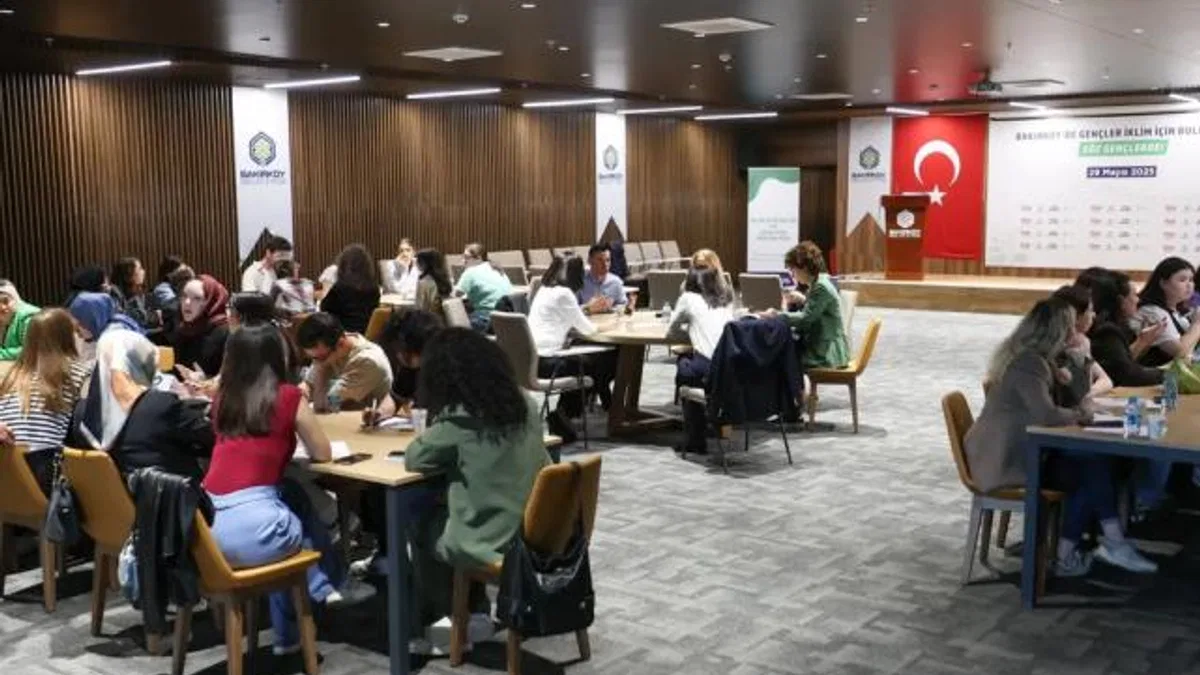 Gençler iklim sorunları için buluştu