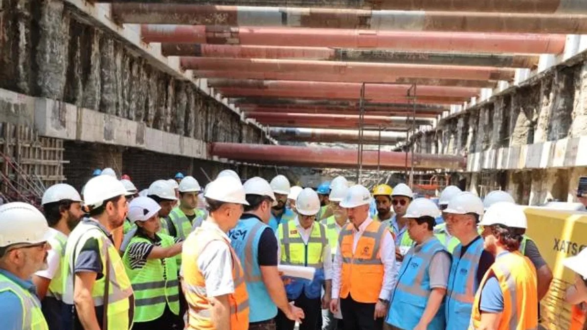 Büyükakın Körfezray Metrosu tünel çalışmalarını inceledi