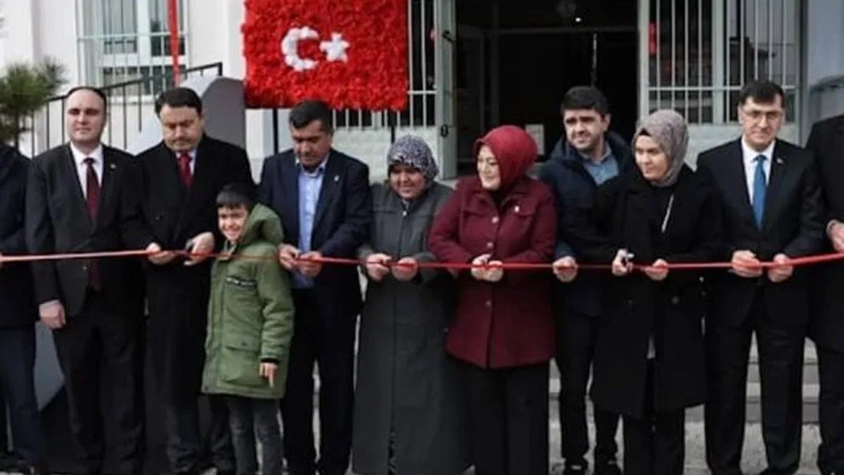 Kütahya’da şehidin adı ortaokulda nesiller boyu yaşatılacak