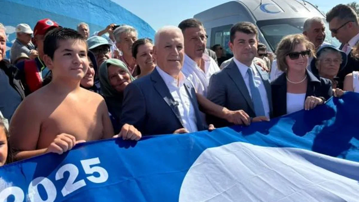 Bursa Mudanya’nın Eşkel sahili ‘Mavi Bayrak’a kavuştu