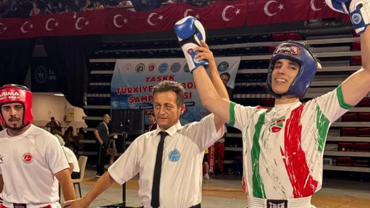 İzmir Bostanlısporlu Sarp Erbaş’tan büyük başarı