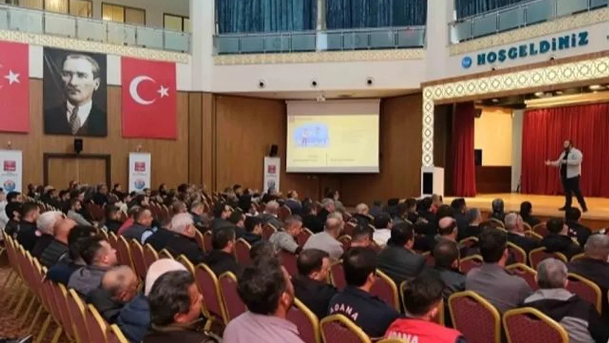 Adana Büyükşehir personeline güvenli sürüş teknikleri eğitimi