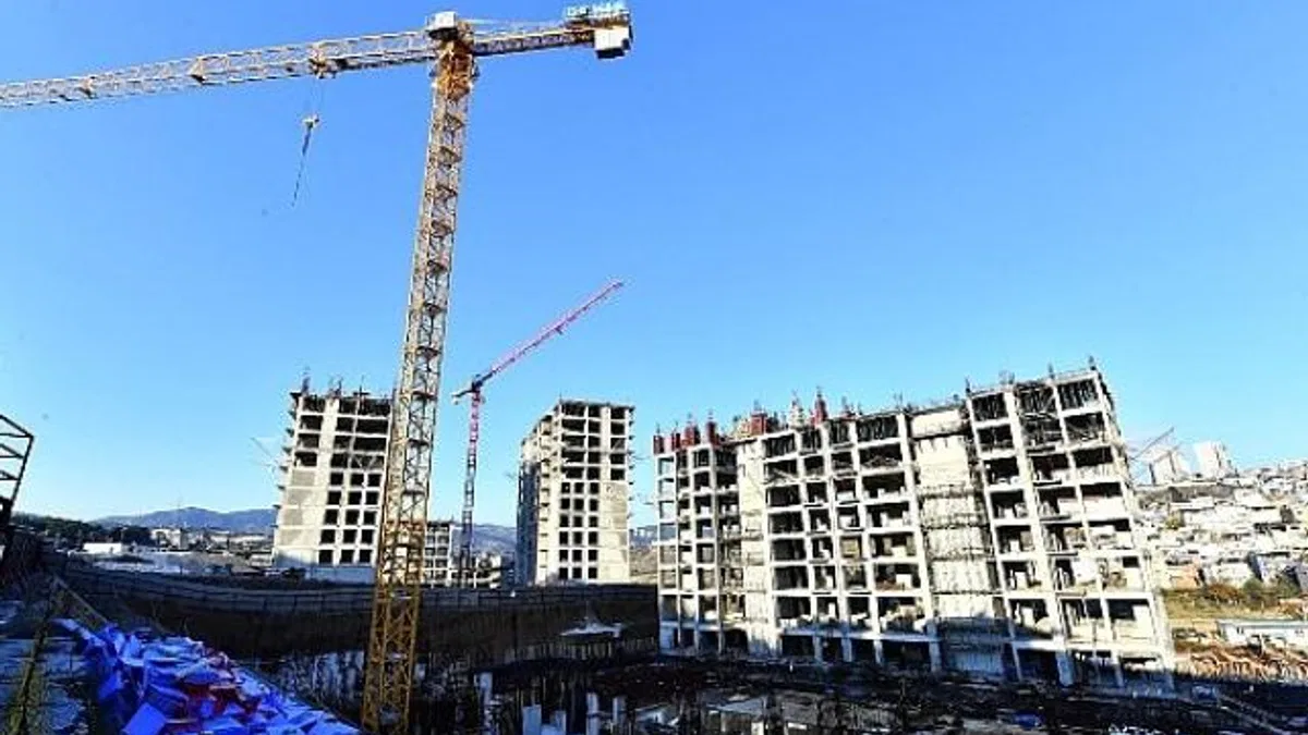 İzmir Büyükşehir Belediyesi’nden kentsel dönüşümde yeni sayfa Kooperatiflerden teslim alma süreci tamam