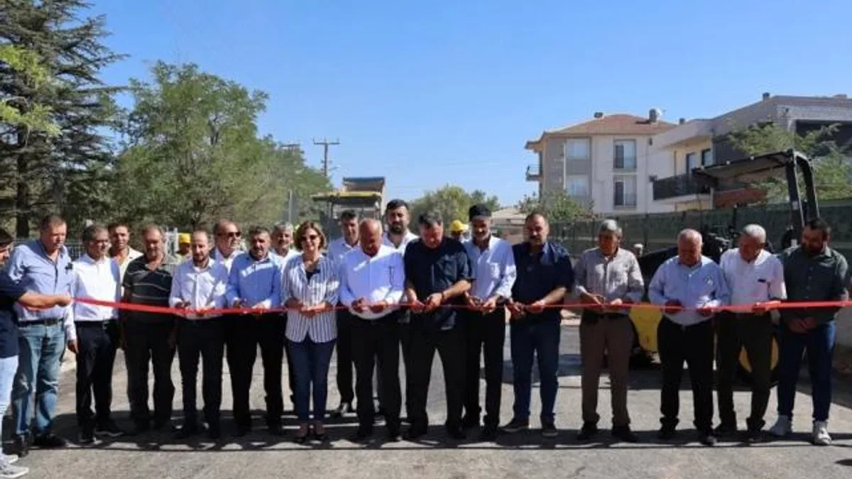 Başkan Ünlüce Alpu’da altyapı ve üstyapı çalışmalarını inceledi
