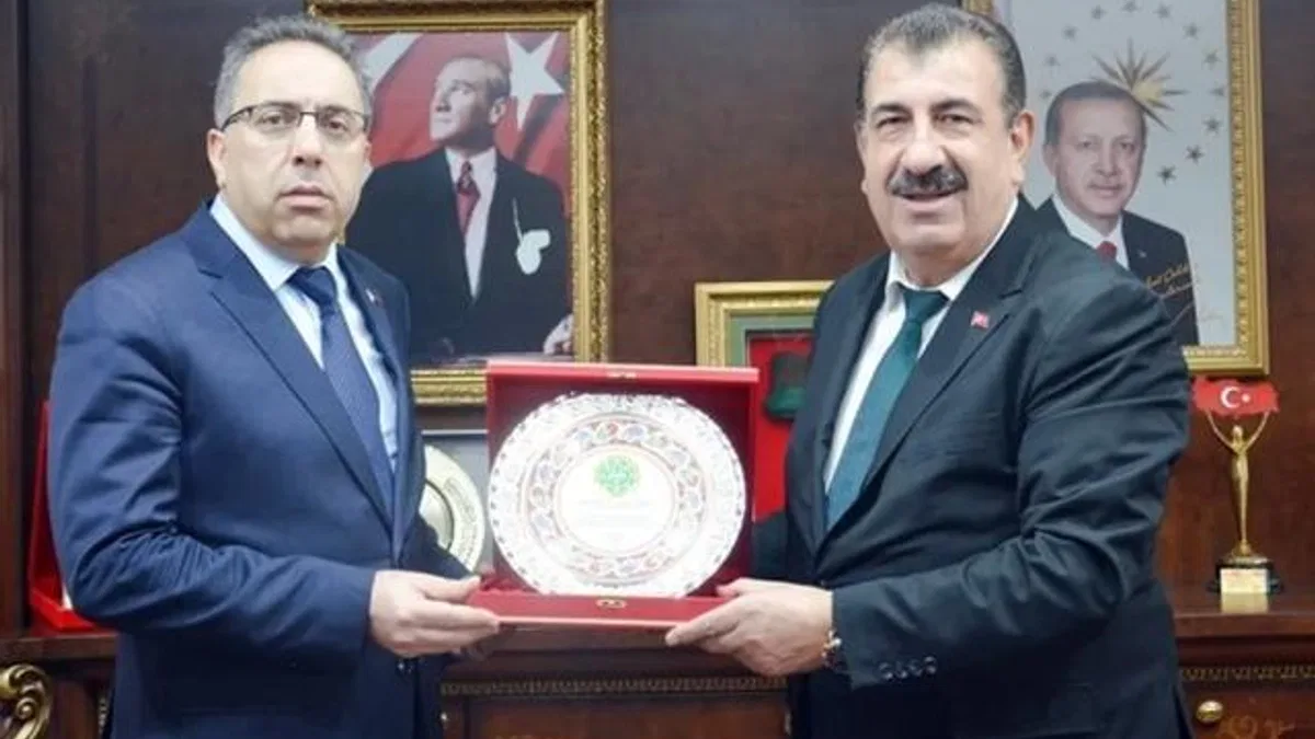 TÜDKİYEB’den Bakan Yardımcısı Gümen’e şükran plaketi