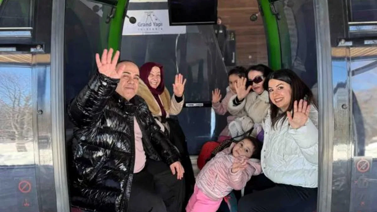 Kartepe Teleferiği’nde tatil yoğunluğu