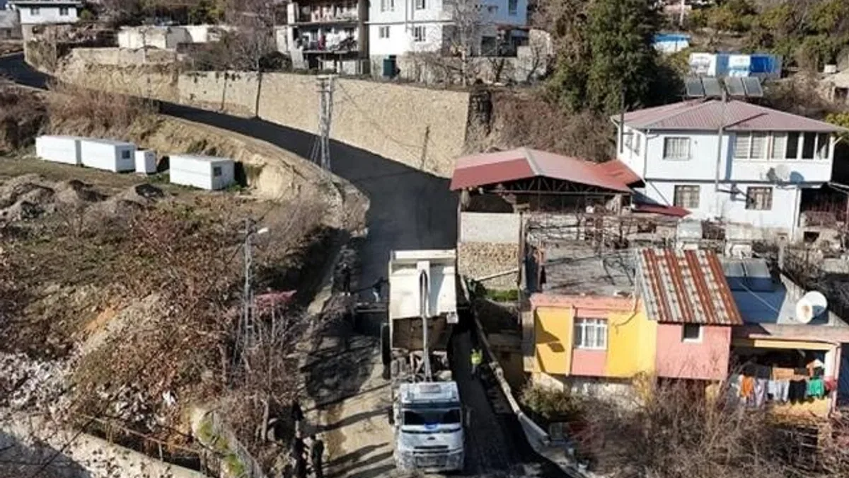 Hatay Büyükşehir asfalt rekoru kırdı