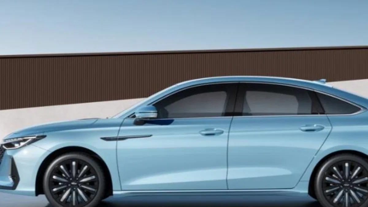 Chery ARRIZO 8 PHEV Türkiye görücüsüne hazır