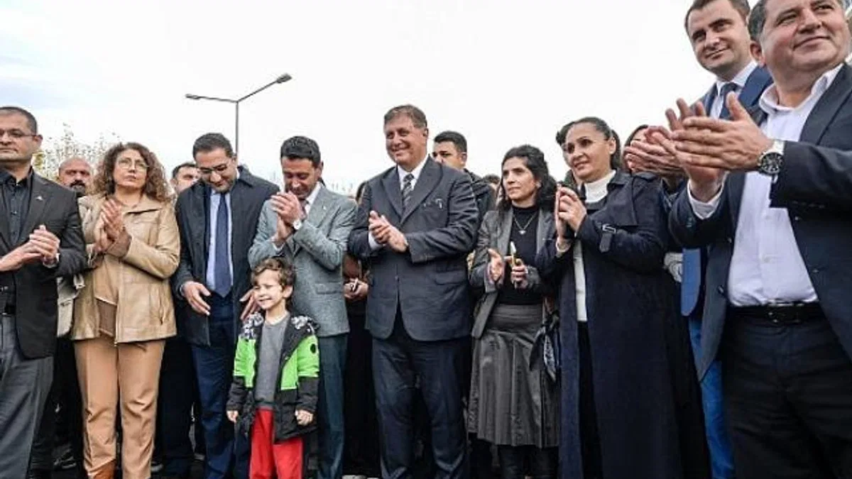 Başkan Tugay: Hiç kimse başını öne eğmesin, halkımızın yanında olacağız