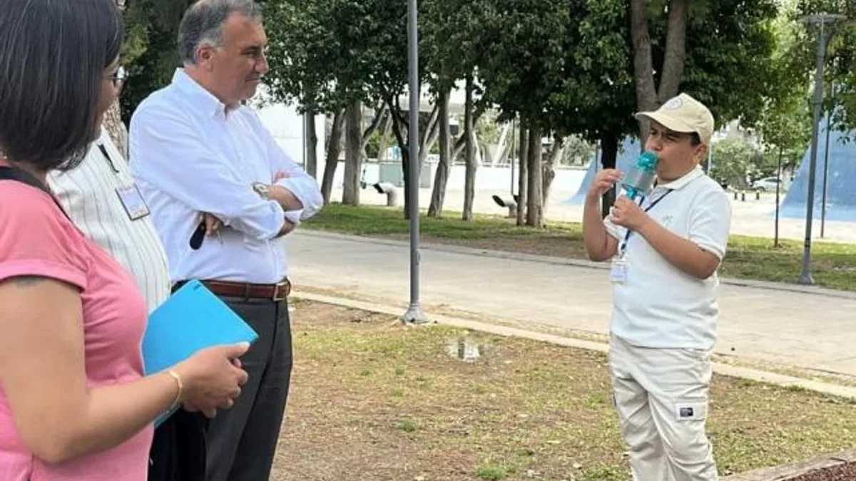 Antalya’da küçük rehberler şehri tanıtıyor