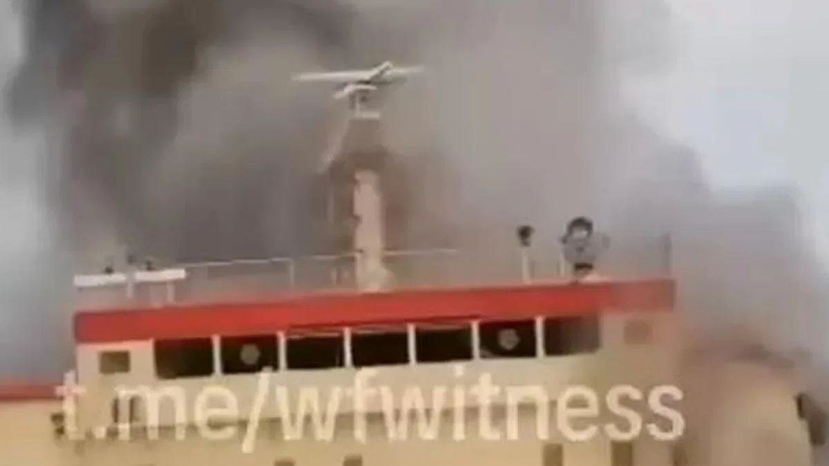 İran’dan Hürmüz Boğazı uyarısı! Bir kaçak gemi daha vuruldu!