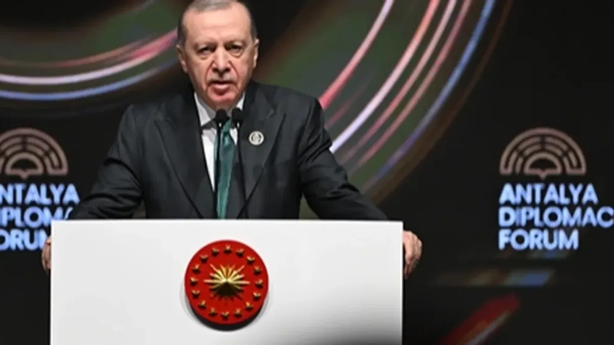 Cumhurbaşkanı Erdoğan’dan Antalya’dan barış ve diyalog mesajı