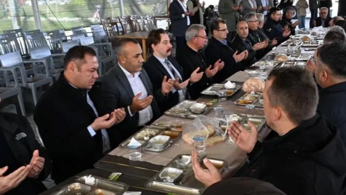 Manisalı şehit Özdemir için hayır yemeği