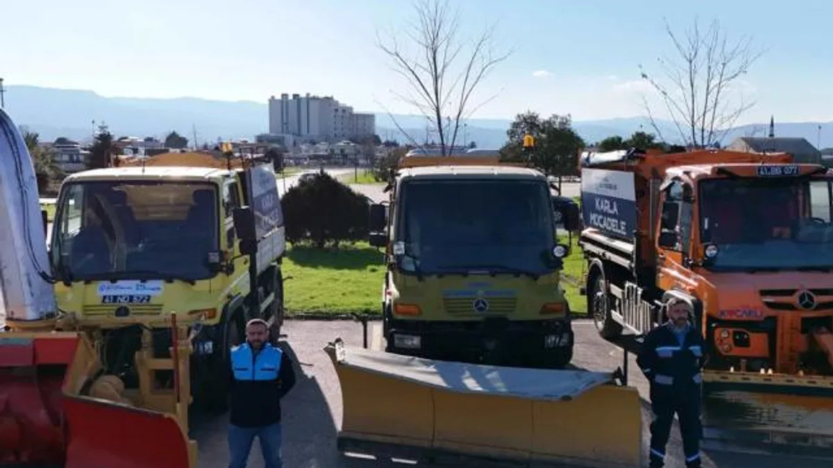 Kocaeli’nin güçlü filosu karla mücadeleye hazır