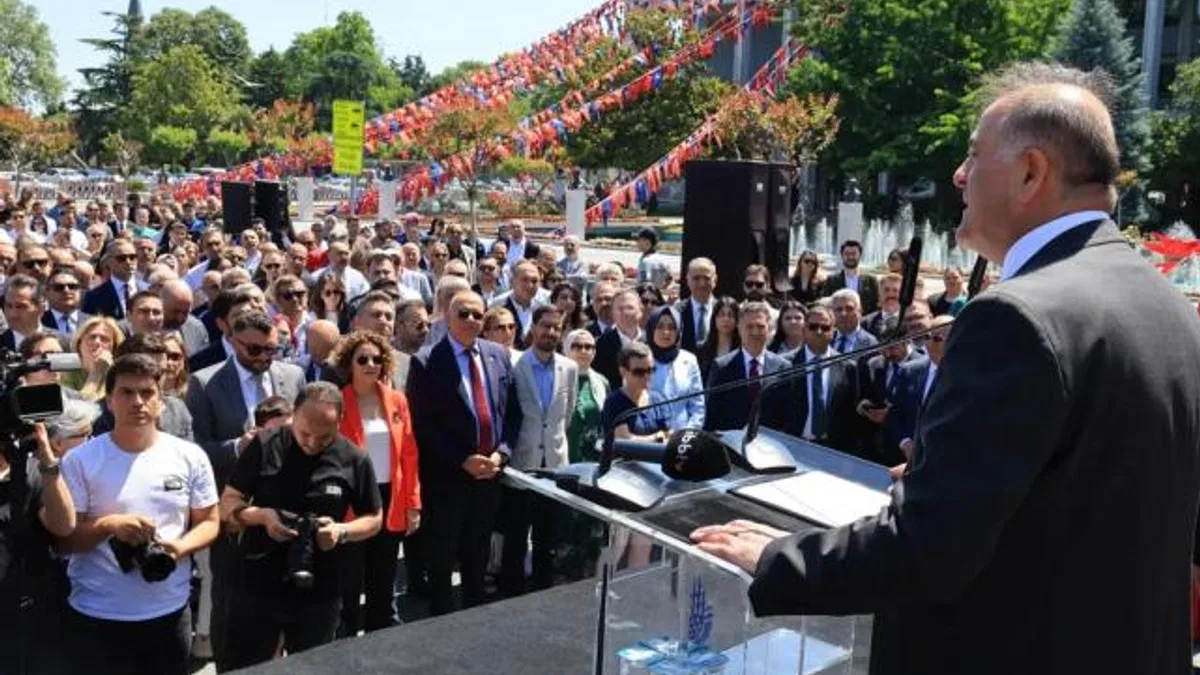 Saraçhane’de geleneksel bayramlaşma