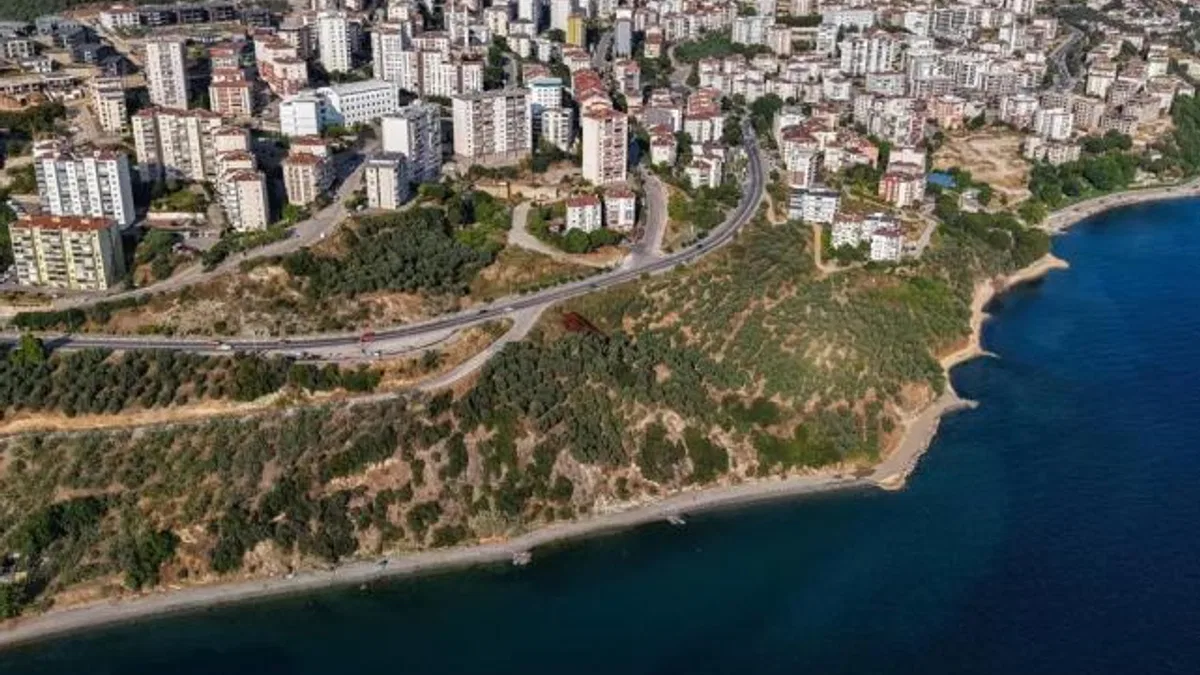 Bursa Gemlik’e yeni sahil yürüyüş yolu geliyor