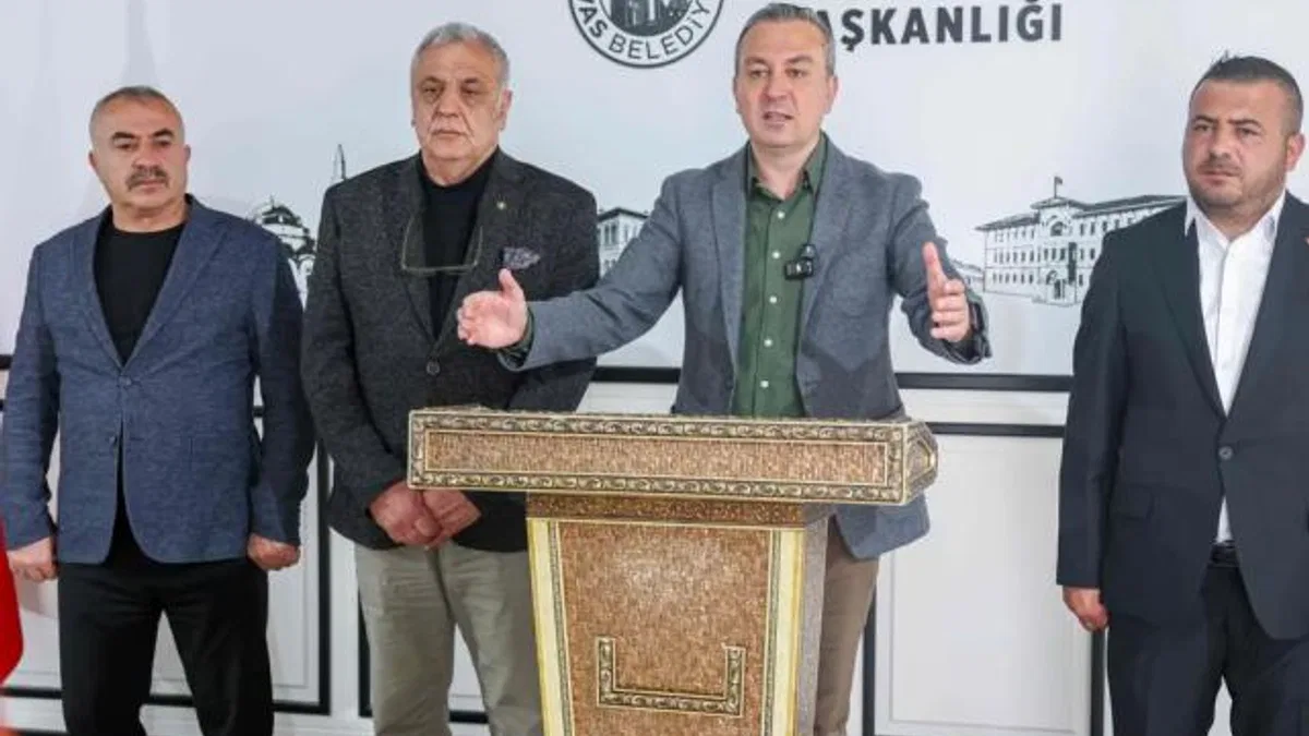 Sivas Belediyesi’nden seyyarlara uyarı: Hak gaspına izin yok!