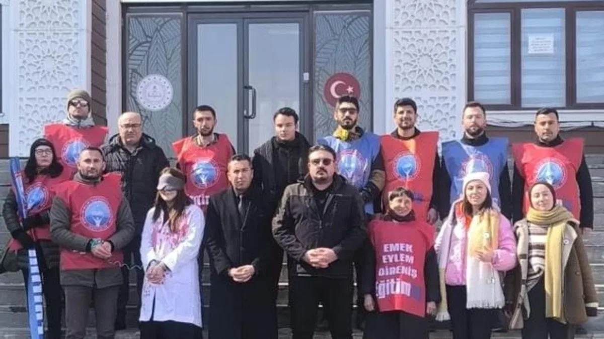 Okuldaki cinayete Eğitim-İş Ağrı Şubesi’nden sert tepki!