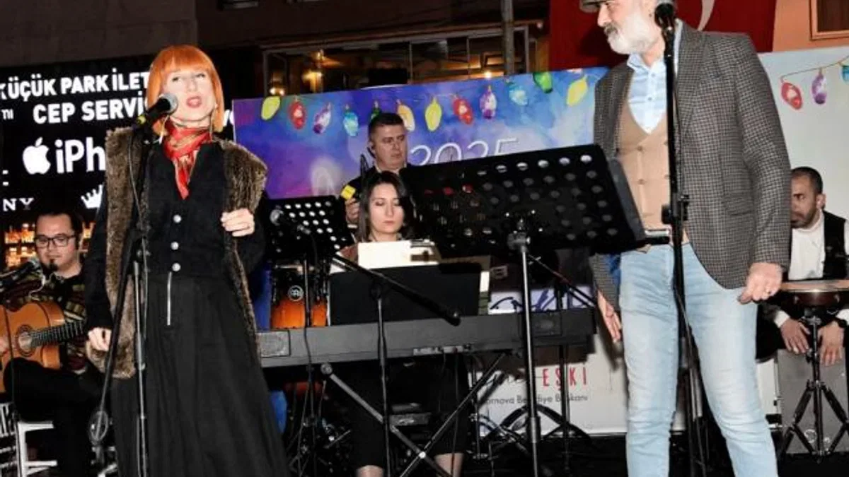 İzmir Bornova’da ‘Yeni Yıl’ coşkusu