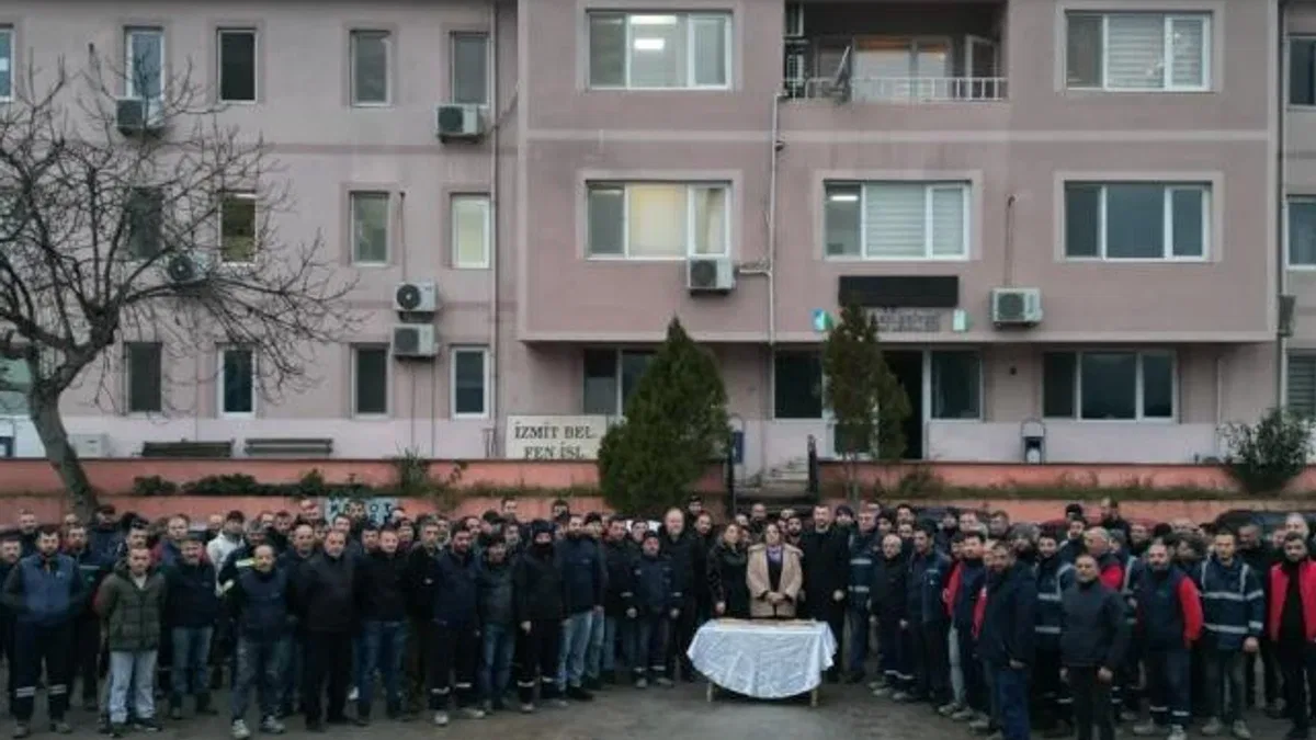 Kocaeli İzmit’te Fen İşleri’nden yeni yıl buluşmaı