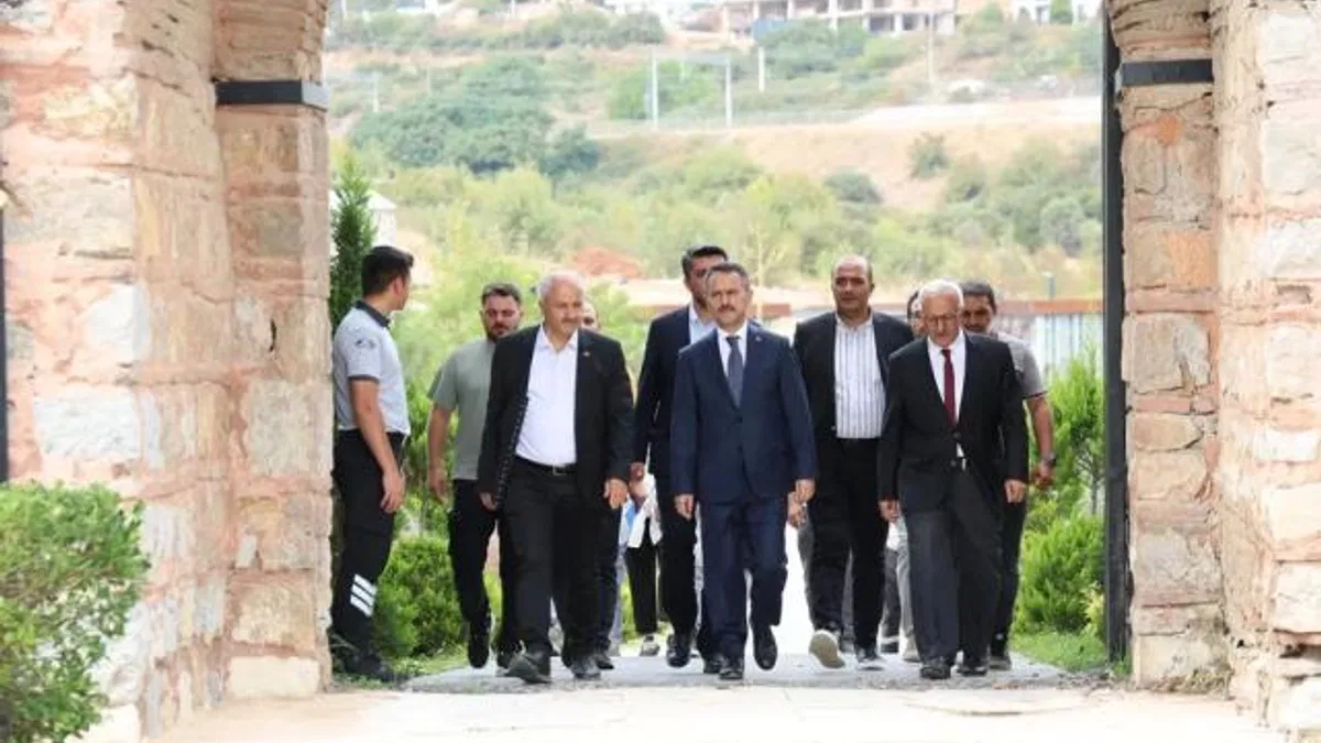Kocaeli Valisi Aktaş’tan Eskihisar Kalesi ve Osman Hamdi Bey Müzesi’ne inceleme