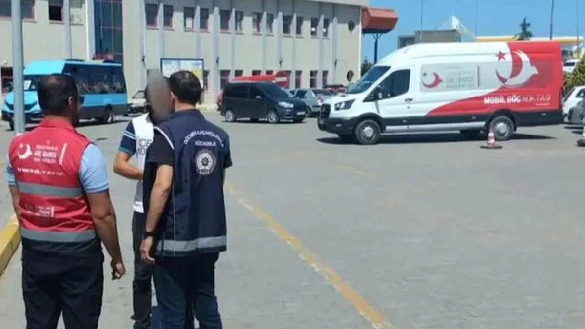 Göçmen kaçakçılığına darbe! 32 organizatör ile 572 düzensiz göçmen yakalandı