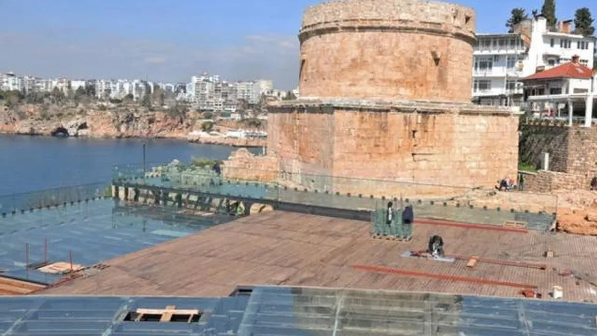 Hıdırlık Kulesi’nde heyecan verici arkeolojik keşif