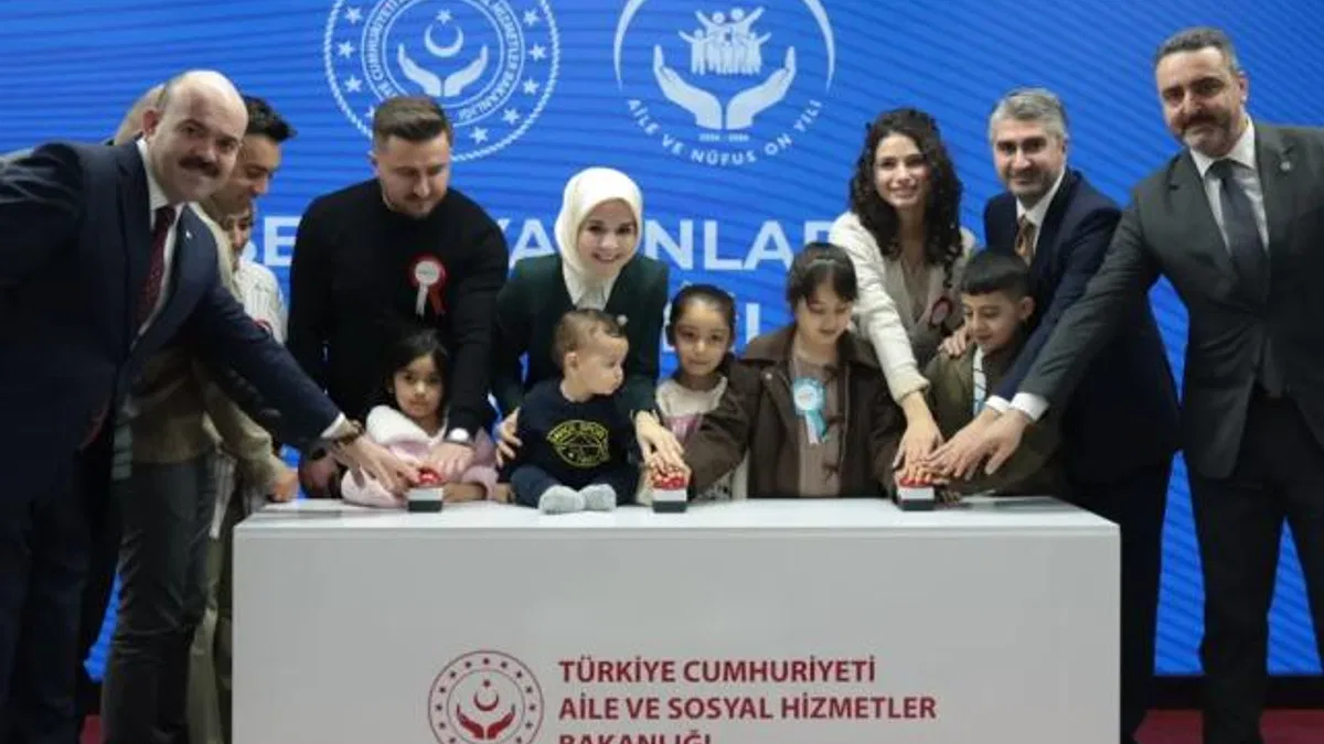 661 şehit, gazi ve yakını kamuya atandı… Şehit ve gazi çocuklarına ’25 Yaş Tanıtım Kartı’