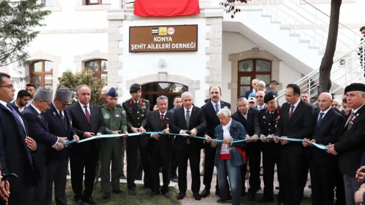 Konya’da yenilenen Şehit Aileleri Derneği binası açıldı