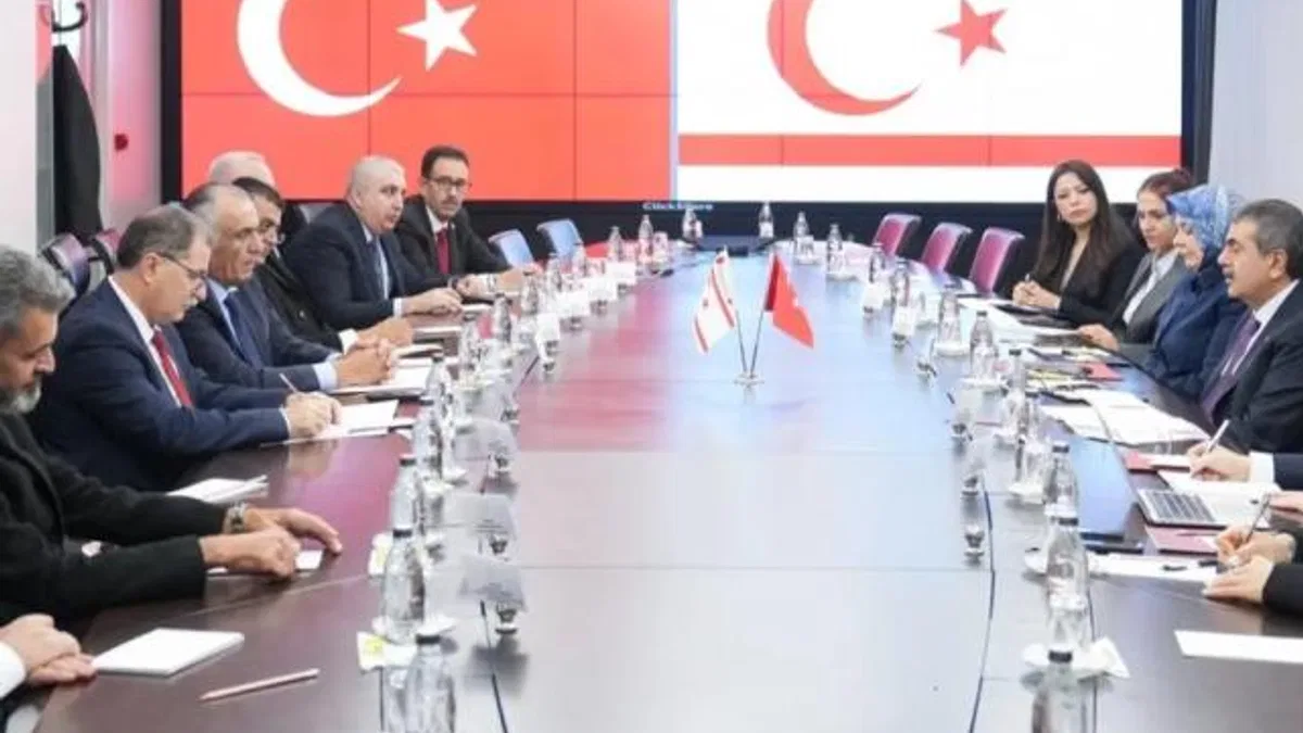 Bakan Tekin, KKTC’li mevkidaşını ağırladı