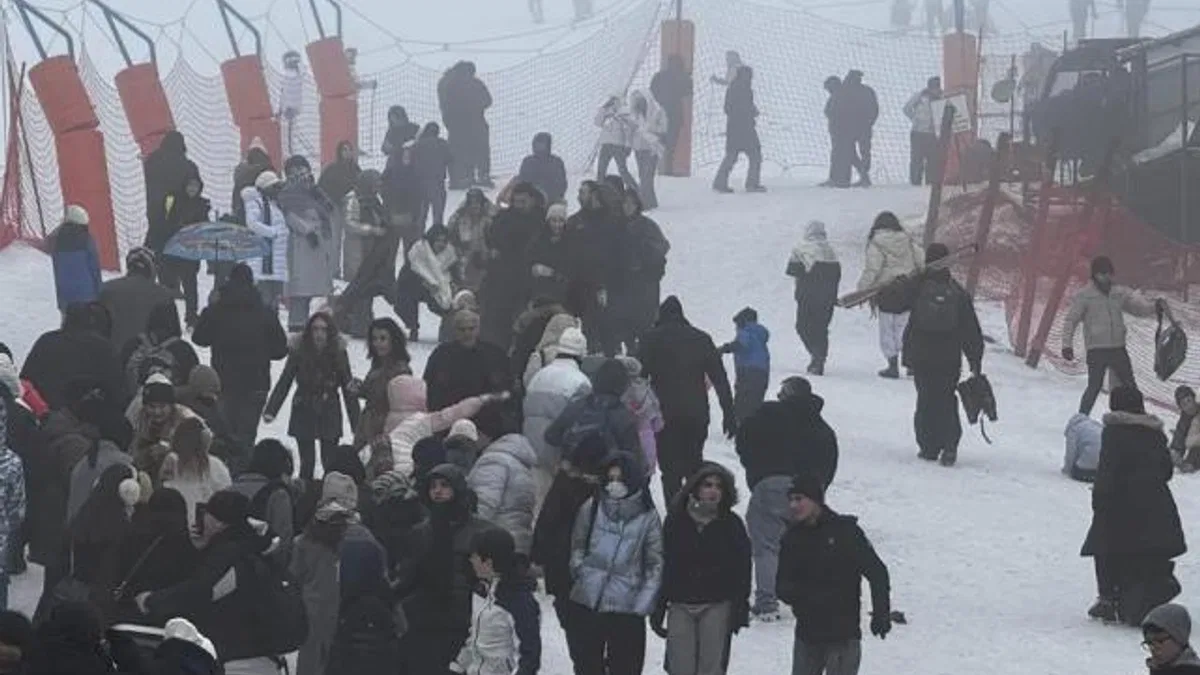 Uludağ’ın zirvesine turist akını