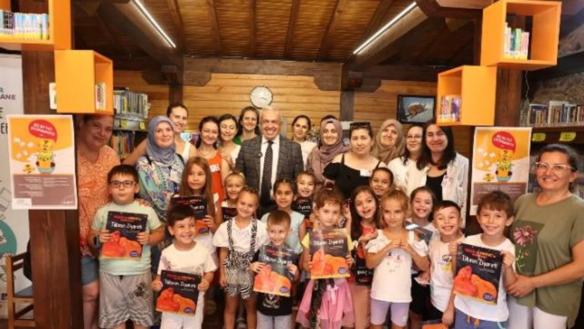 Başkan Şadi Özdemir miniklerle buluştu