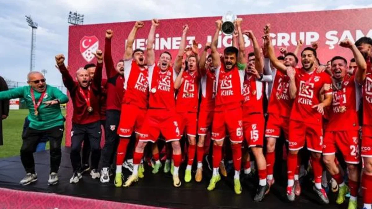 Sebat Gençlik Spor şampiyonluk kupasına kavuştu