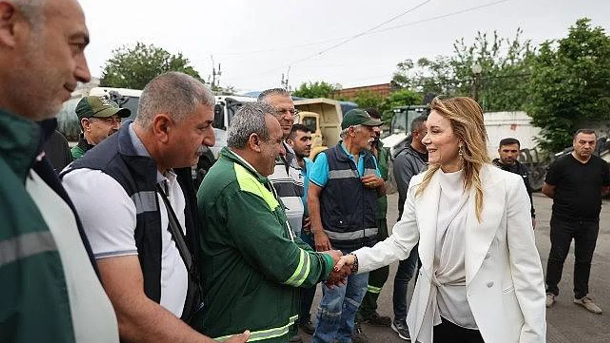 Başkan Mutlu’dan Temizlik İşleri personeline sabah vardiyası ziyareti