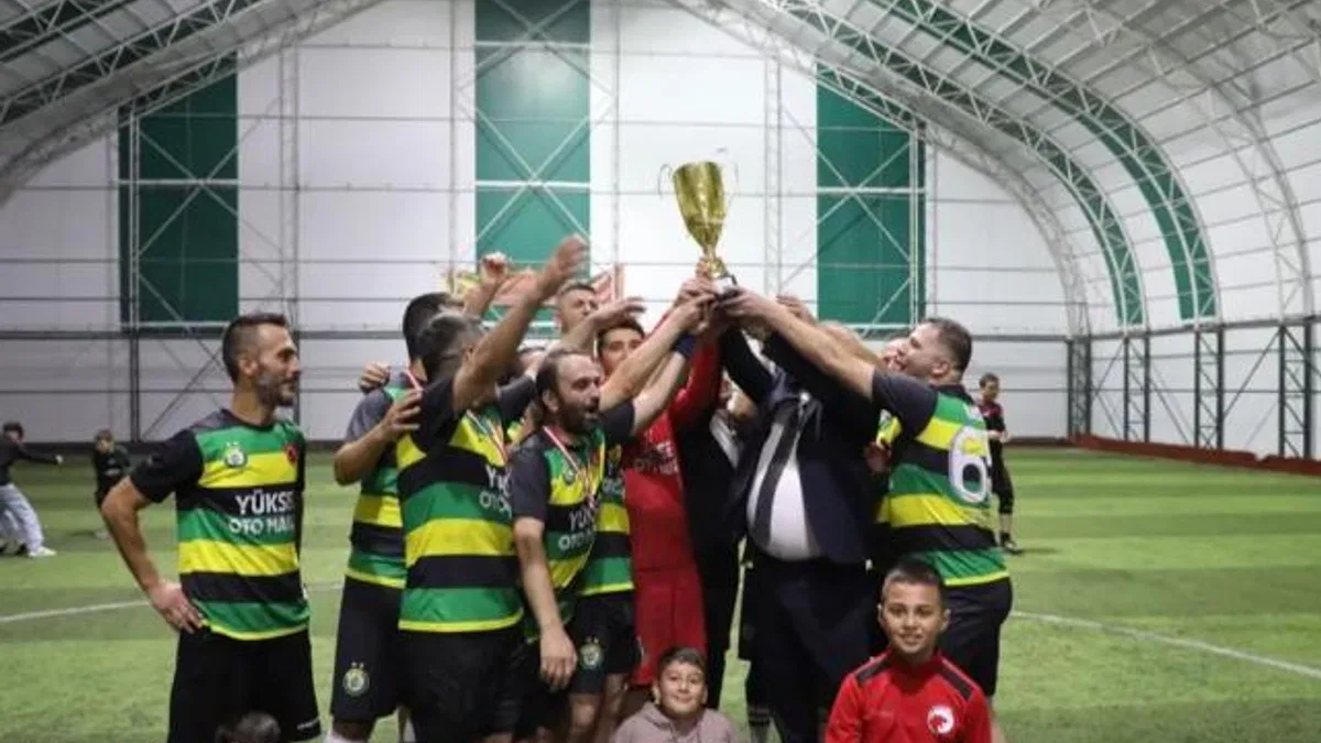 Cumhuriyet Kupası’nın şampiyonu 9 Eylül FK