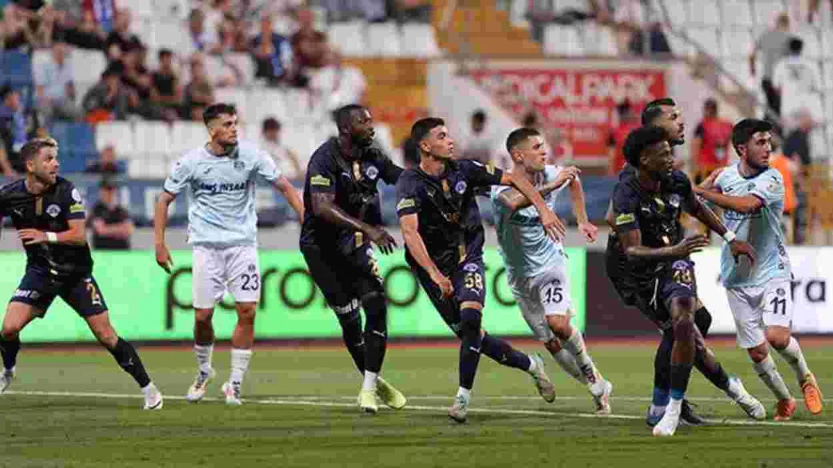 Kasımpaşa 2 – 2 Adana Demirspor (Maç Sonucu) Adana son dakika puanı kaptı!