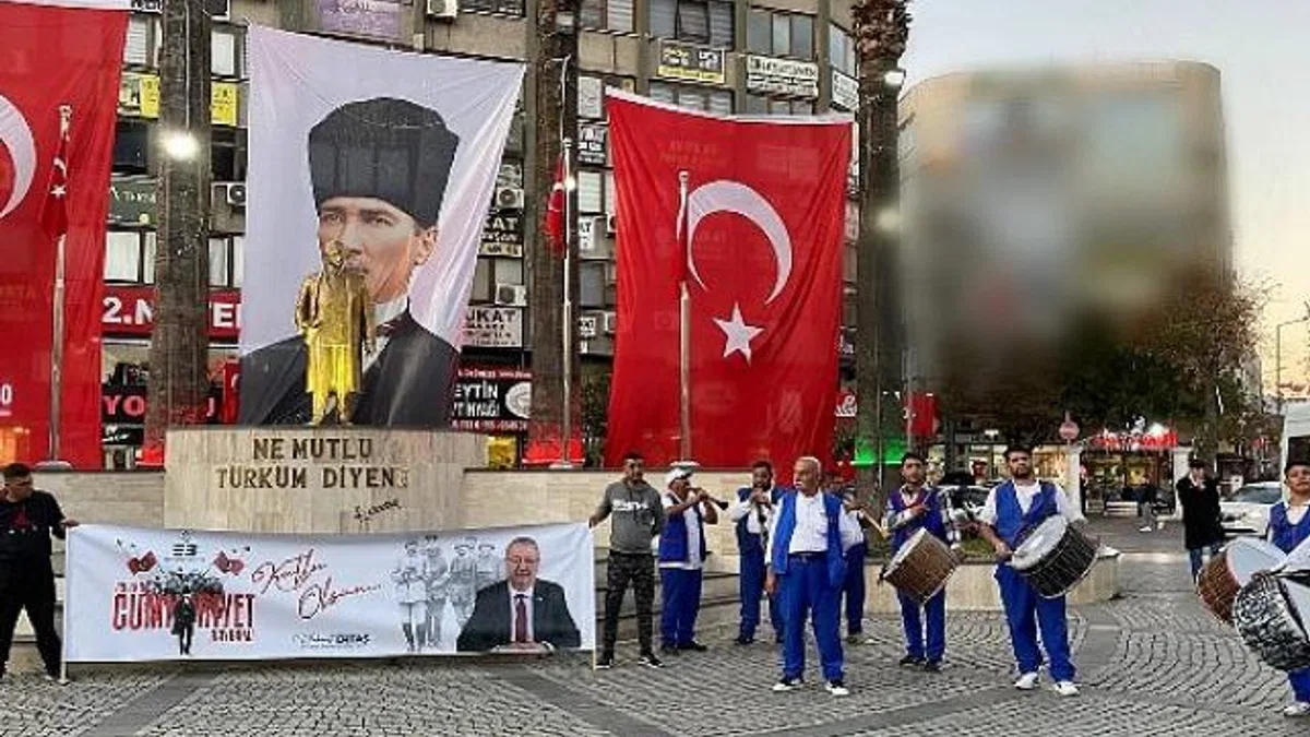 Edremit’te Cumhuriyet coşkusu
