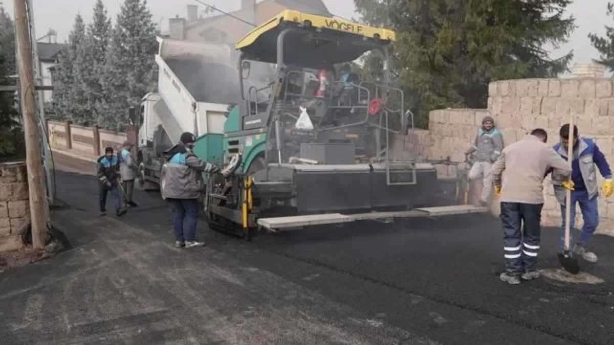 Kayseri Melikgazi’de konforlu ulaşım için yol çalışması