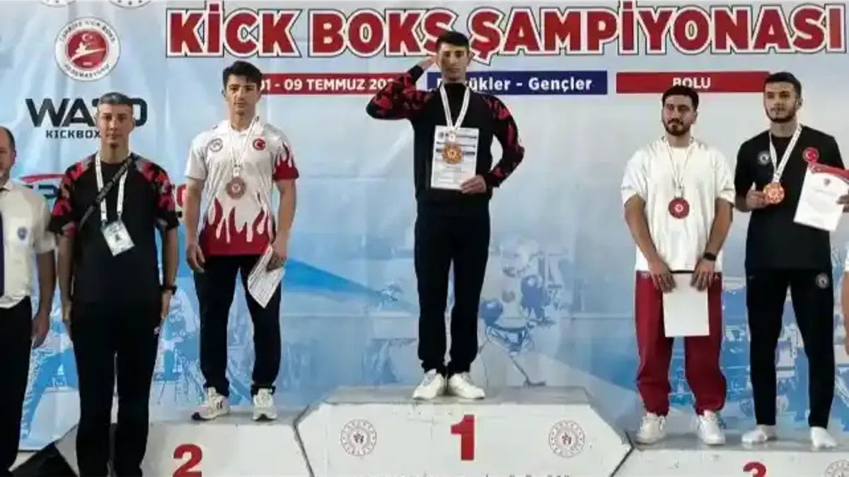 Jandarma Gücü Kickboks takımından büyük başarı