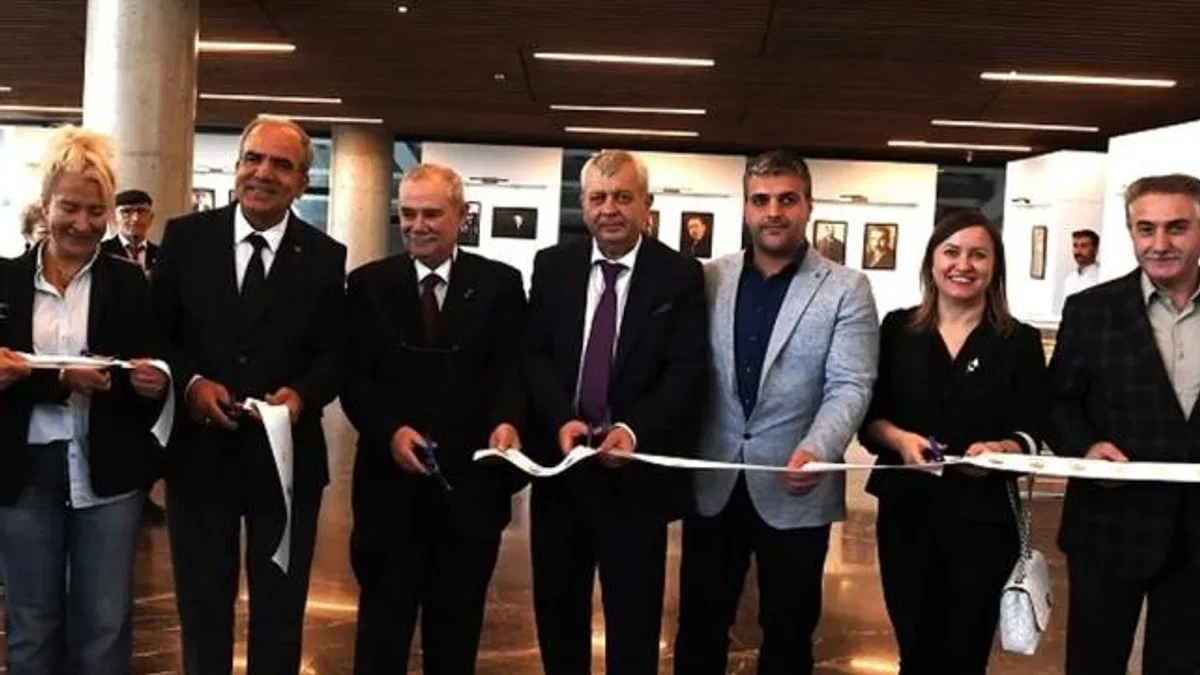 Bursa Osmangazi’de Kurtuluştan Kuruluşa Unutulmayanlar Sergisi